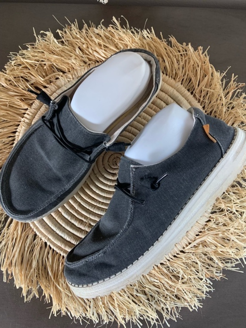HEY DUDE Women’s Wendy Chambray Off Black Slip On‎ Shoes Size 10
